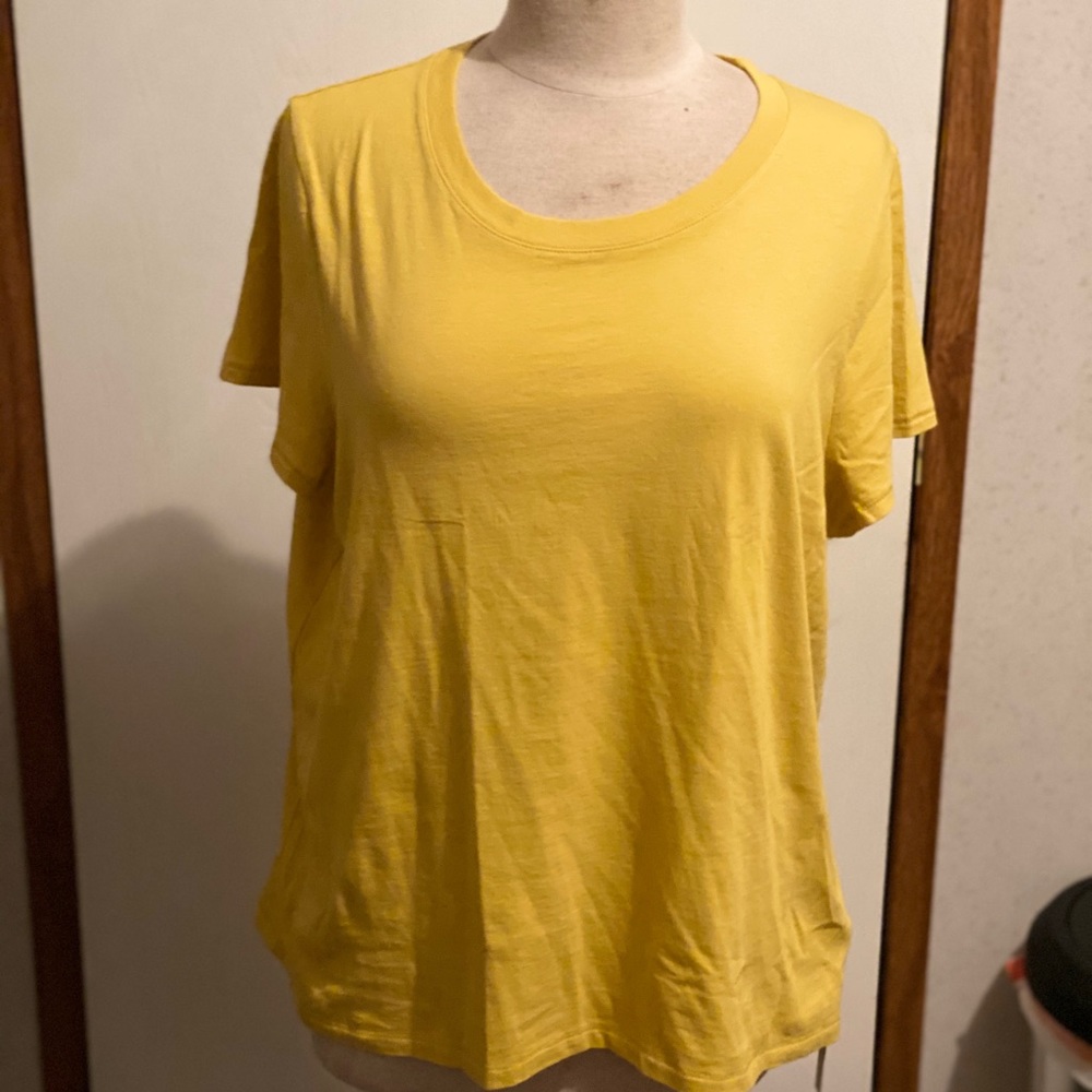 Women’s T-shirt